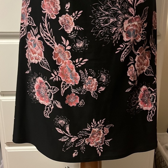 Mudd brand super soft tank, style dress with crisscross back, black with pink - Picture 7 of 12